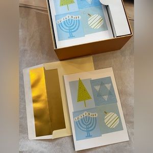 Box of 36 Holiday Cards NWOT